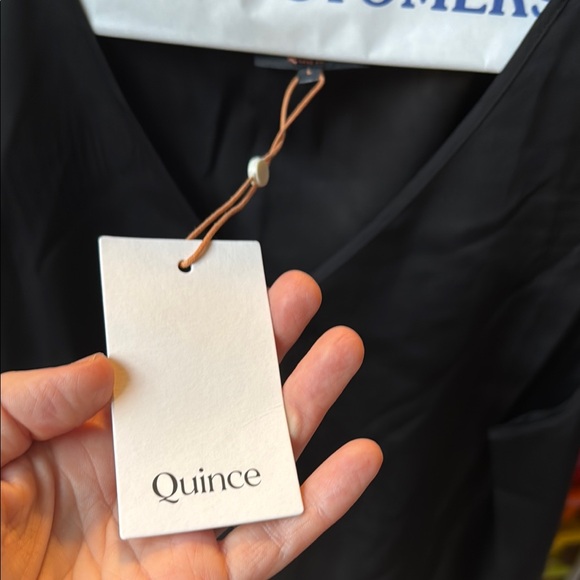 Quince Washable Stretch Silk Sleeveless Blouse - Picture 4 of 5